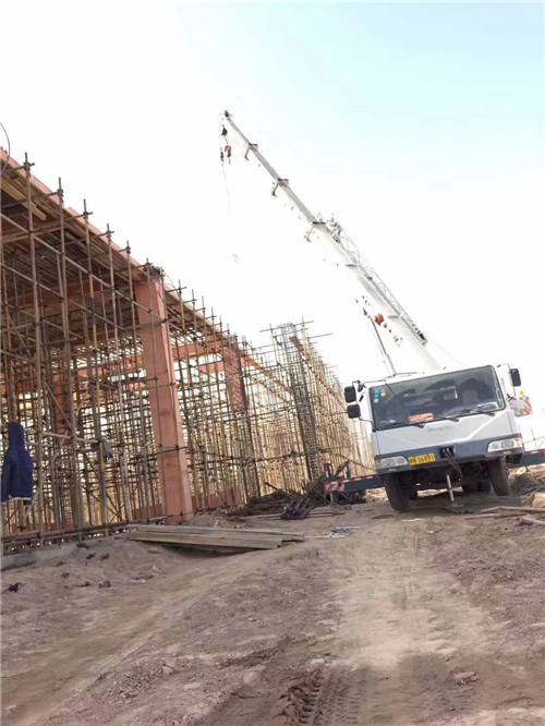 剑河县25 吨、50 吨吊车怎么选？多大重量 / 半径适合对应车型？